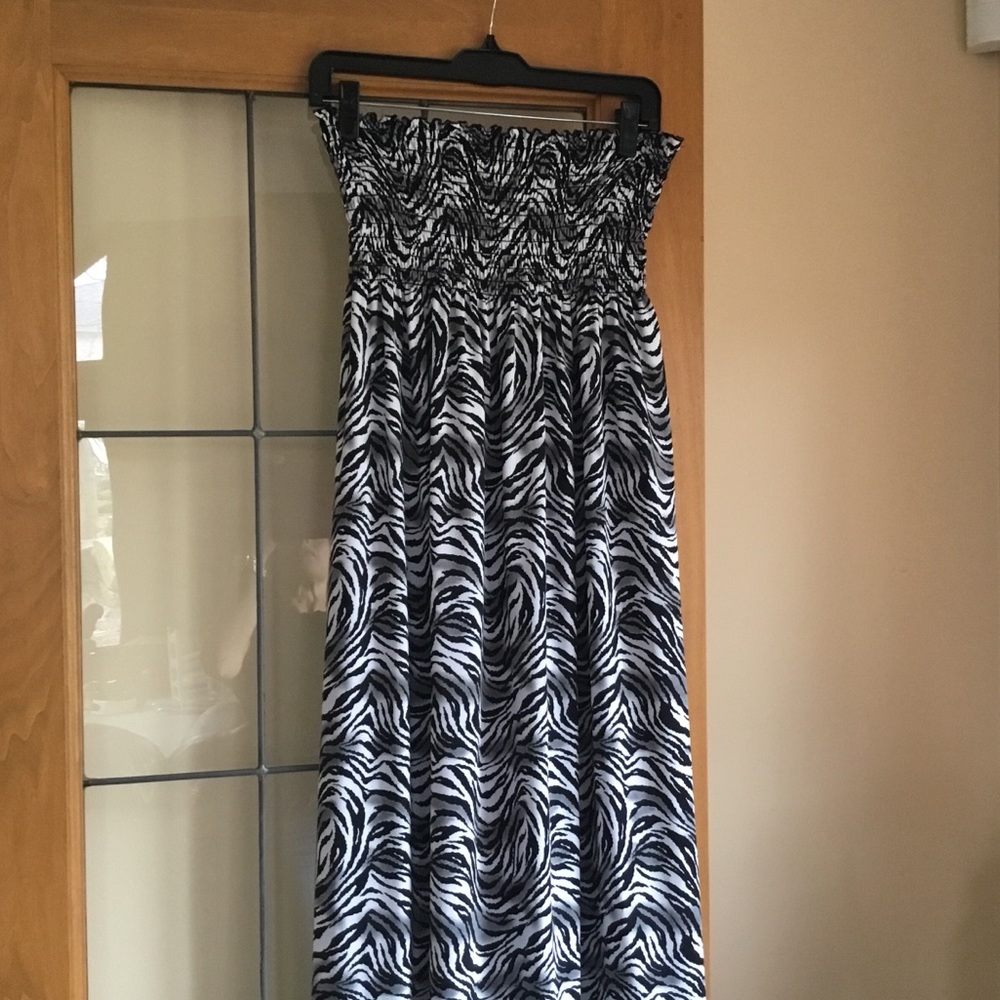 Maternity strapless maxi dress